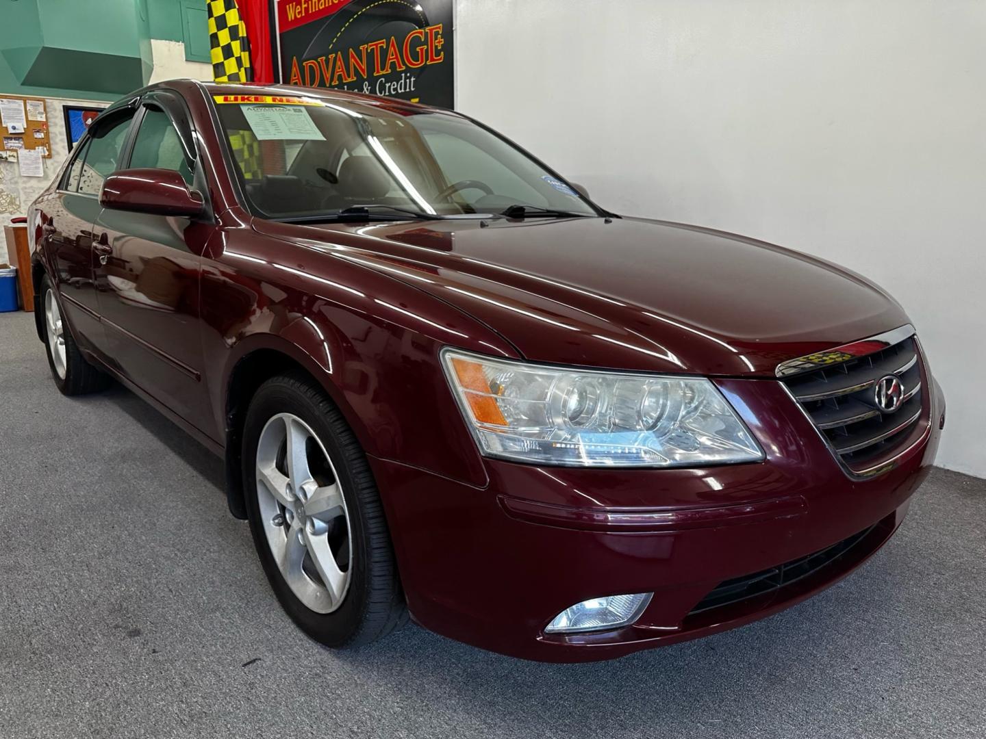 2010 RED Hyundai Sonata Limited V6 (5NPEU4AF2AH) with an 3.3L V6 DOHC 24V engine, 5-Speed Automatic transmission, located at 533 S West End Blvd., Quakertown, PA, 18951, (877) 257-4995, 40.343994, -75.303604 - INCLUDED IN THE SALE PRICE OF EVERY VEHICLE: 48 Hour Money Back Guarantee 6 Month - 6,000 Mile Warranty Brand New PA State Inspection & Emission $10 Oil Changes for the Life of the Loan Complete CARFAX - Photo#1