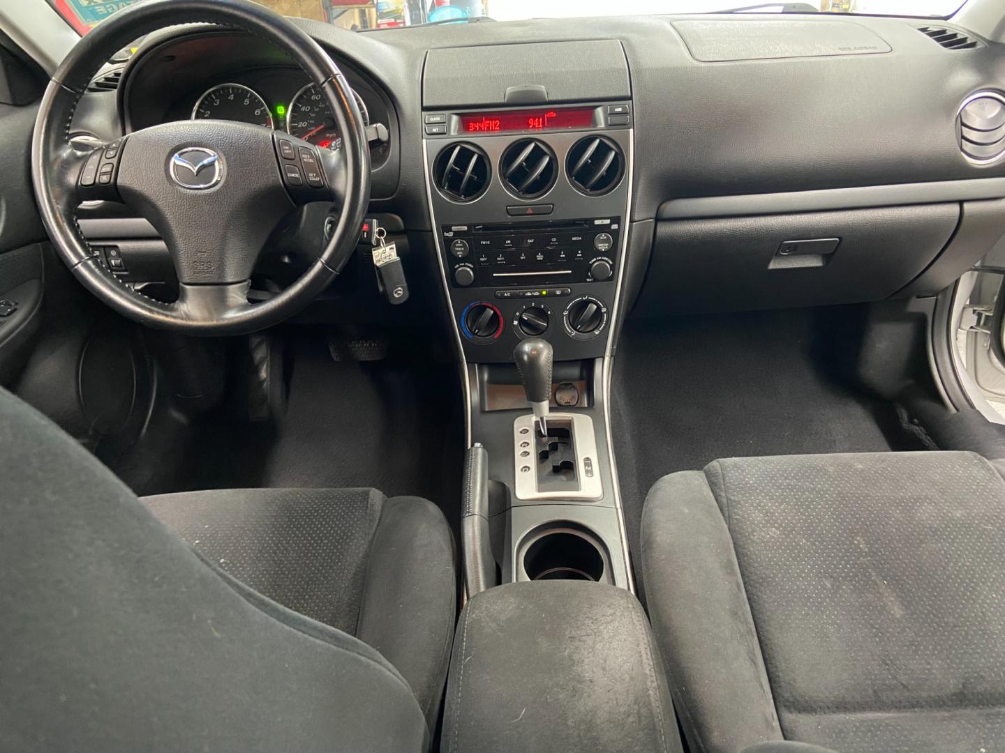 2008 SILVER Mazda MAZDA6 i Sports Sedan Grand Touring (1YVHP80C985) with an 2.3L L4 DOHC 16V engine, located at 533 S West End Blvd., Quakertown, PA, 18951, (877) 257-4995, 40.343994, -75.303604 - INCLUDED IN THE SALE PRICE OF EVERY VEHICLE: 48 Hour Money Back Guarantee 6 Month - 6,000 Mile Warranty Brand New PA State Inspection & Emission $10 Oil Changes for the Life of the Loan Complete CARFAX - Photo#7