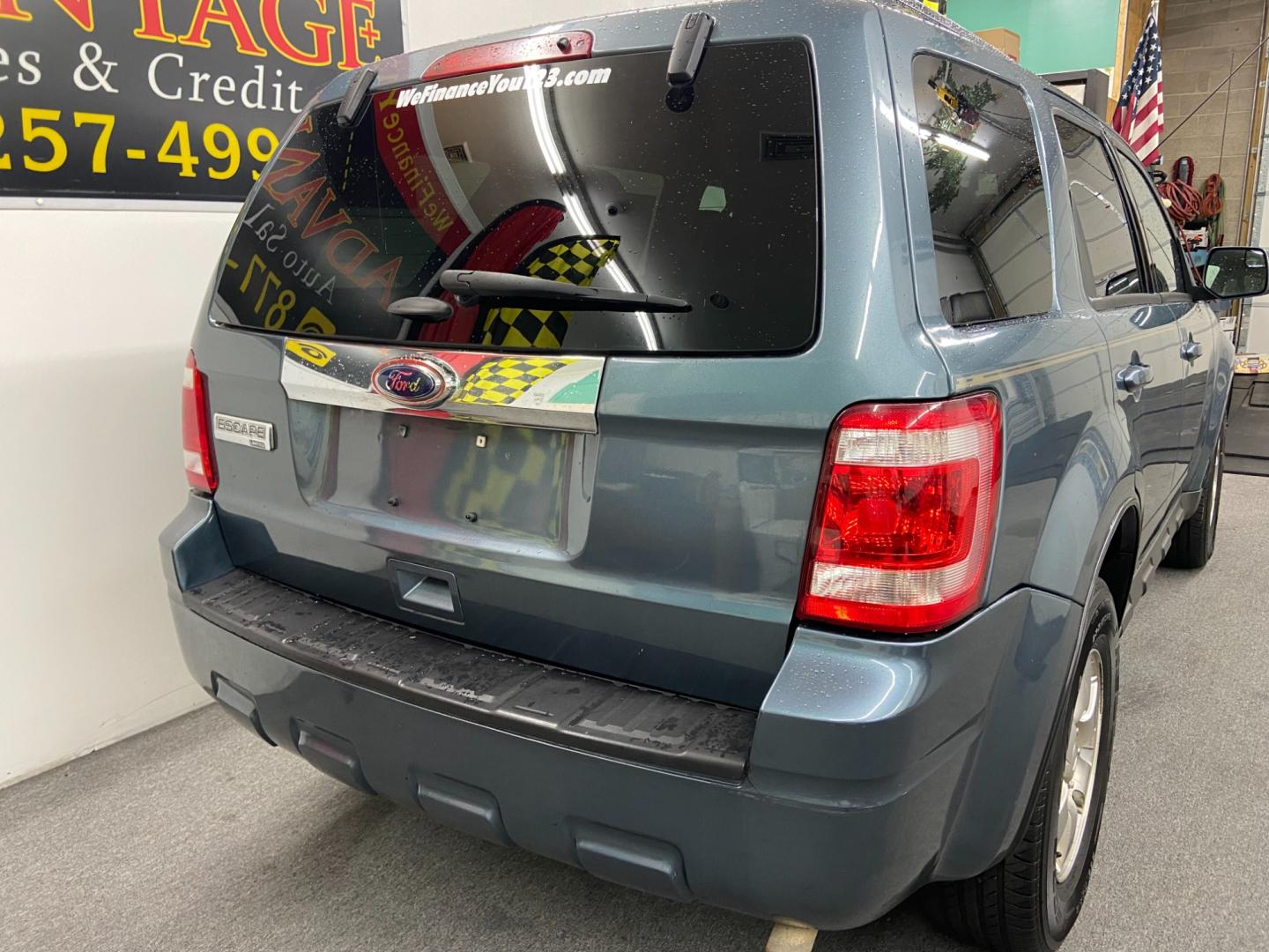 2012 BLUE Ford Escape Limited FWD (1FMCU0E78CK) with an 2.5L L4 DOHC 16V engine, 6-Speed Automatic transmission, located at 533 S West End Blvd., Quakertown, PA, 18951, (877) 257-4995, 40.343994, -75.303604 - INCLUDED IN THE SALE PRICE OF EVERY VEHICLE: 48 Hour Money Back Guarantee 6 Month - 6,000 Mile Warranty Brand New PA State Inspection & Emission $10 Oil Changes for the Life of the Loan Complete CARFAX - Photo#2