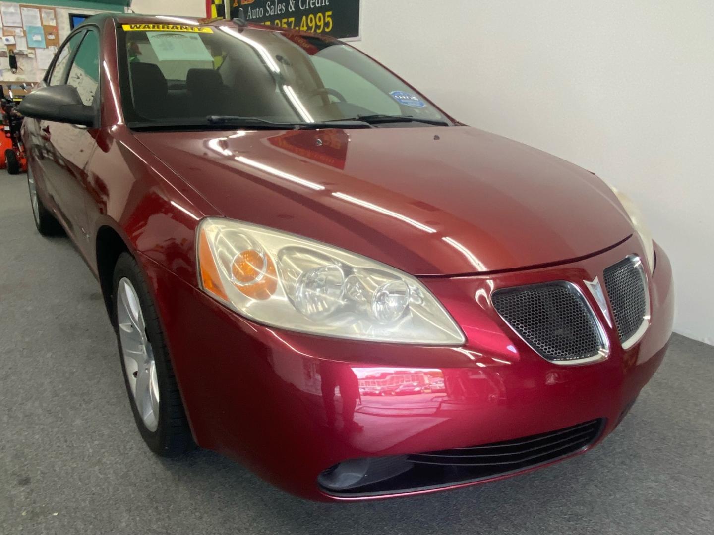 2008 RED /Gray Pontiac G6 Sedan (1G2ZG57B084) with an 2.4L L4 DOHC 16V engine, 4-Speed Automatic Overdrive transmission, located at 533 S West End Blvd., Quakertown, PA, 18951, (877) 257-4995, 40.343994, -75.303604 - INCLUDED IN THE SALE PRICE OF EVERY VEHICLE: 48 Hour Money Back Guarantee 6 Month - 6,000 Mile Warranty Brand New PA State Inspection & Emission $10 Oil Changes for the Life of the Loan Complete CARFAX - Photo#2