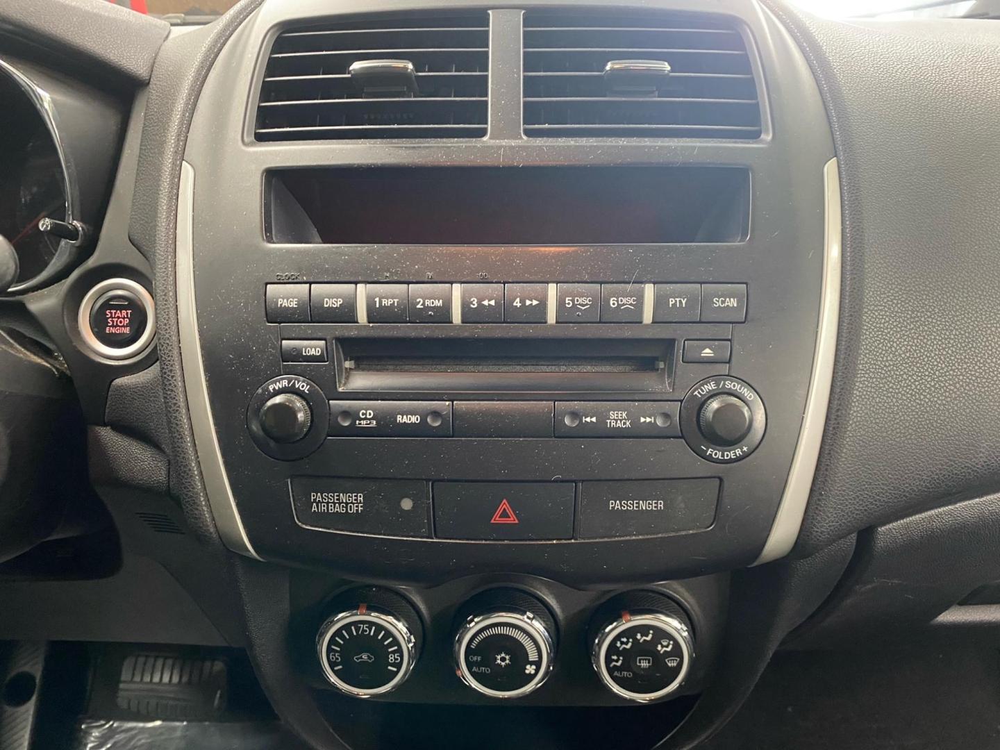 2013 BLACK /GRAY Mitsubishi Outlander Sport SE AWD (4A4AR4AU0DE) with an 2.0L L4 DOHC 16V engine, Continuously Variable Transmission transmission, located at 533 S West End Blvd., Quakertown, PA, 18951, (877) 257-4995, 40.343994, -75.303604 - INCLUDED IN THE SALE PRICE OF EVERY VEHICLE: 48 Hour Money Back Guarantee 6 Month - 6,000 Mile Warranty Brand New PA State Inspection & Emission $10 Oil Changes for the Life of the Loan Complete CARFAX - Photo#7