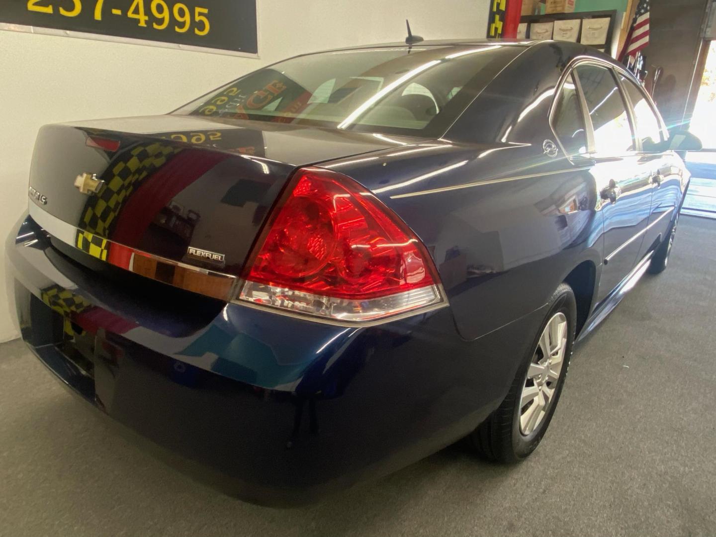 2009 BLUE /Tan Chevrolet Impala LS (2G1WB57K191) with an 3.5L V6 OHV 16V FFV engine, 4-Speed Automatic transmission, located at 533 S West End Blvd., Quakertown, PA, 18951, (877) 257-4995, 40.343994, -75.303604 - Photo#3