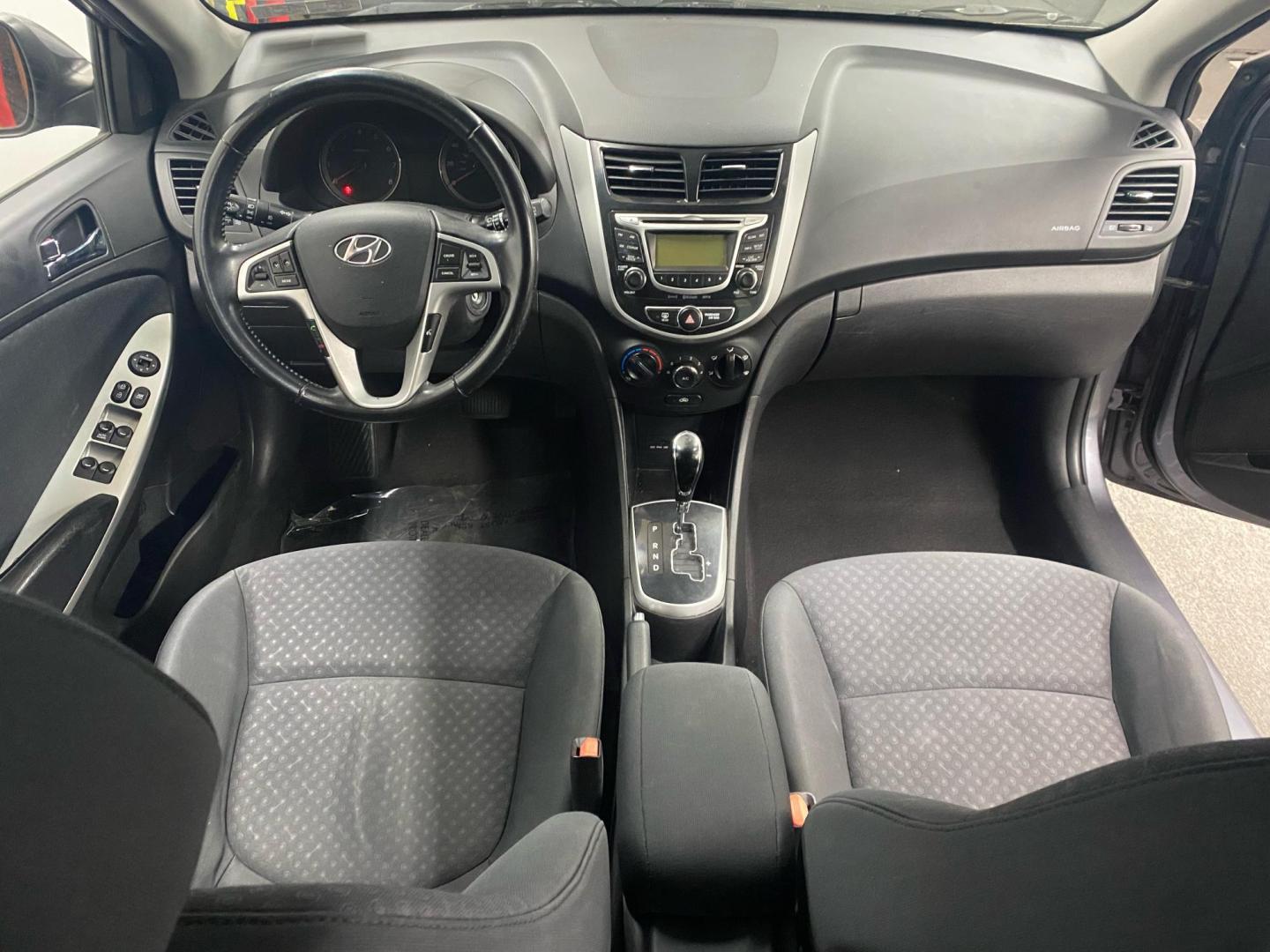 2013 GRAY /BLACK Hyundai Accent SE 5-Door (KMHCU5AE7DU) with an 1.6L L4 DOHC 16V engine, located at 533 S West End Blvd., Quakertown, PA, 18951, (877) 257-4995, 40.343994, -75.303604 - INCLUDED IN THE SALE PRICE OF EVERY VEHICLE: 48 Hour Money Back Guarantee 6 Month - 6,000 Mile Warranty Brand New PA State Inspection & Emission $10 Oil Changes for the Life of the Loan Complete CARFAX - Photo#6