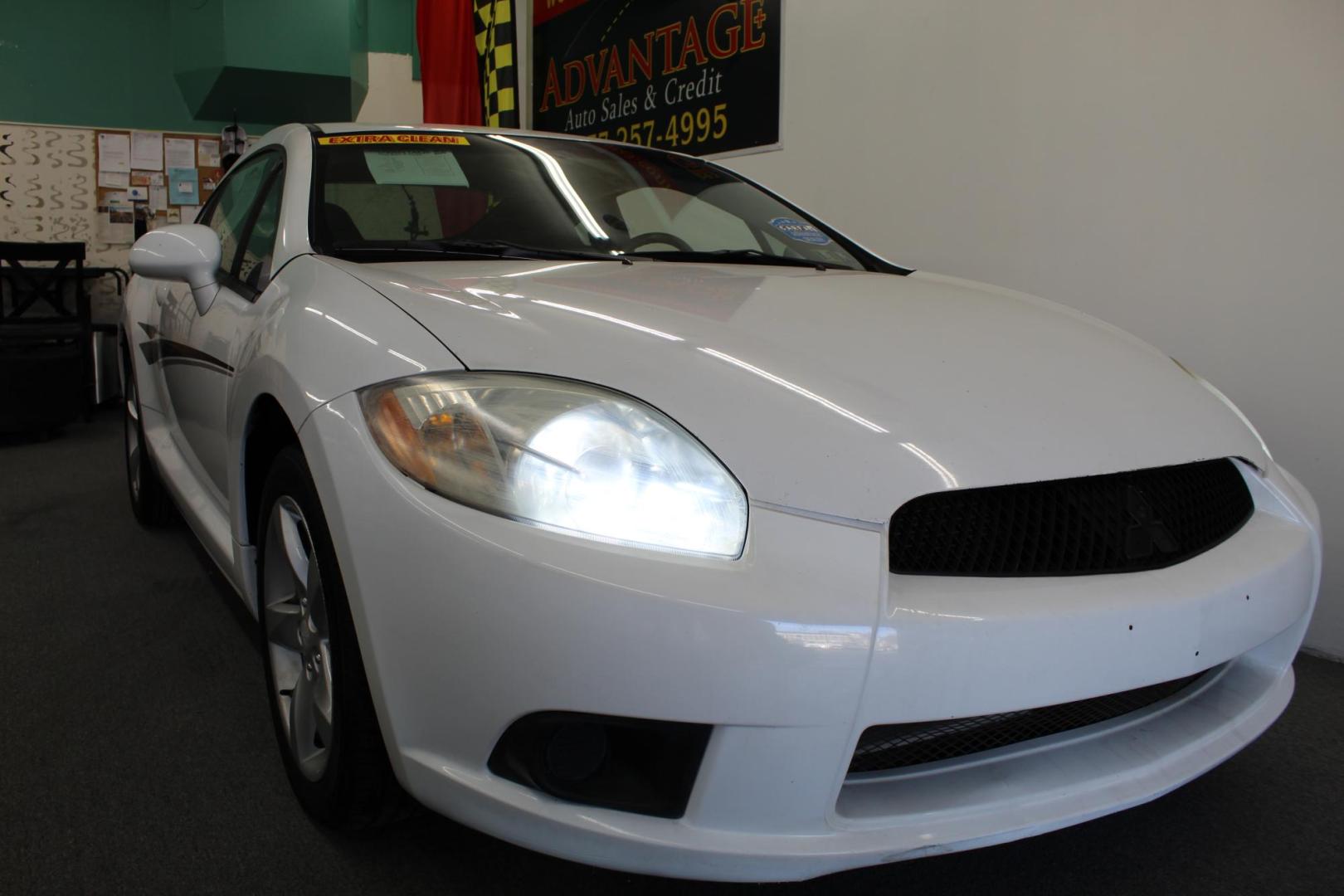 2009 WHITE /Black Mitsubishi Eclipse GS (4A3AK24F99E) with an 2.4L L4 SOHC 16V engine, located at 533 S West End Blvd., Quakertown, PA, 18951, (877) 257-4995, 40.343994, -75.303604 - INCLUDED IN THE SALE PRICE OF EVERY VEHICLE: 48 Hour Money Back Guarantee 6 Month - 6,000 Mile Warranty Brand New PA State Inspection & Emission $10 Oil Changes for the Life of the Loan Complete CARFAX - Photo#2