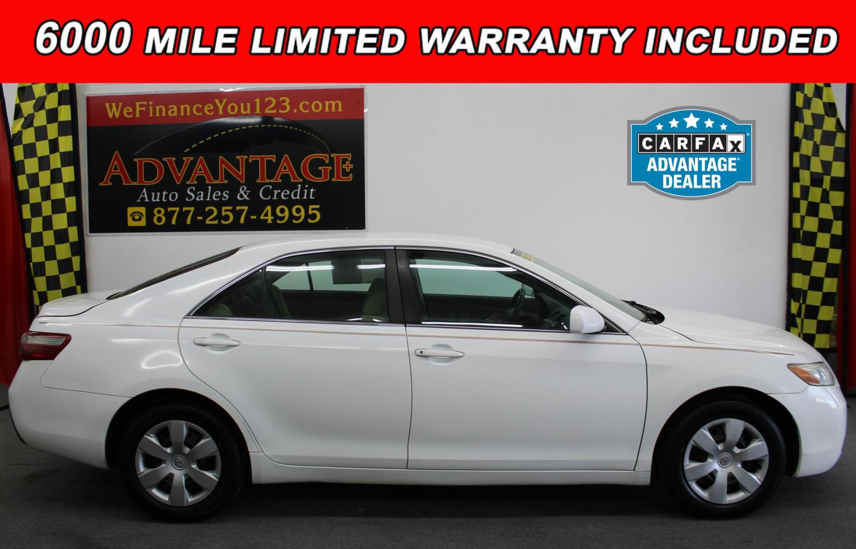 2007 WHITE /Tan Toyota Camry CE 5-Spd AT (4T1BE46K57U) with an 2.4L L4 DOHC 16V engine, 5-Speed Automatic Overdrive transmission, located at 533 S West End Blvd., Quakertown, PA, 18951, (877) 257-4995, 40.343994, -75.303604 - INCLUDED IN THE SALE PRICE OF EVERY VEHICLE: 48 Hour Money Back Guarantee 6 Month - 6,000 Mile Warranty Brand New PA State Inspection & Emission $10 Oil Changes for the Life of the Loan Complete CARFAX - Photo#0